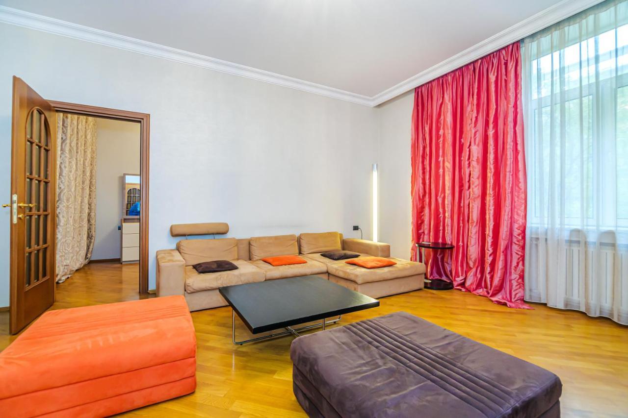 Vip Apartamen Nizami Street Apartman Baku Kültér fotó